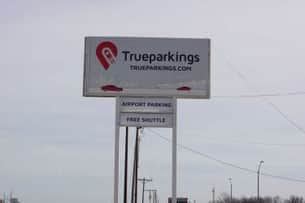 Trueparkings Kansas City Airport - Image 2 of 4
