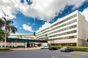 Parking atSonesta Miami Airport Hotel near Miami Airport Parking (MIA)