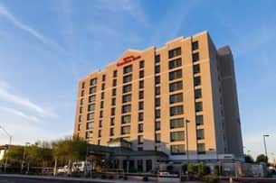 Parking atHilton Garden Inn PHX near Phoenix Sky Harbor (PHX) Airport Parking