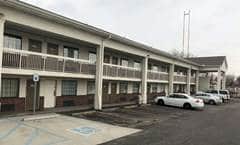 Knights Inn Indianapolis - Image 2 of 3