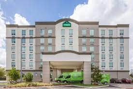 Parking atWingate by Wyndham Miami Airport Hotel near