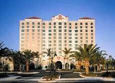 Parking atQuick & Safe Renaissance Cruise Parking near Port Everglades Cruise Parking