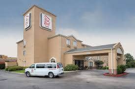 Red Roof Inn Airport Hotel - Image 1 of 3