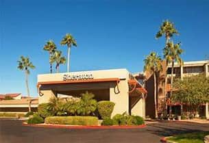Parking atWyndham PHX Tempe near Phoenix Sky Harbor (PHX) Airport Parking