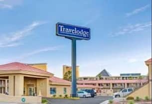Parking atTravelodge - LAS near