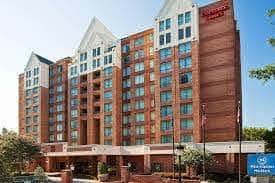 Sheraton Suites Old Town Alexandria - Image 1 of 3