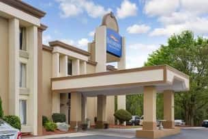 Baymont Inn CLT - Image 1 of 2